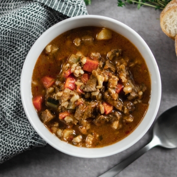 Picture of LaManna Hearty Beef & Barley Soup